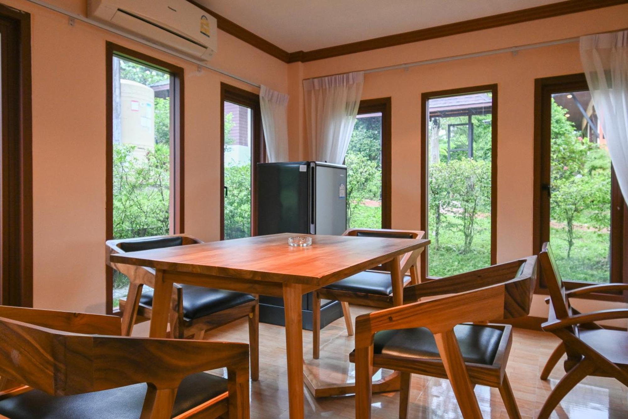 Hotel Cascade Tara Na Mueang Pokoj fotografie