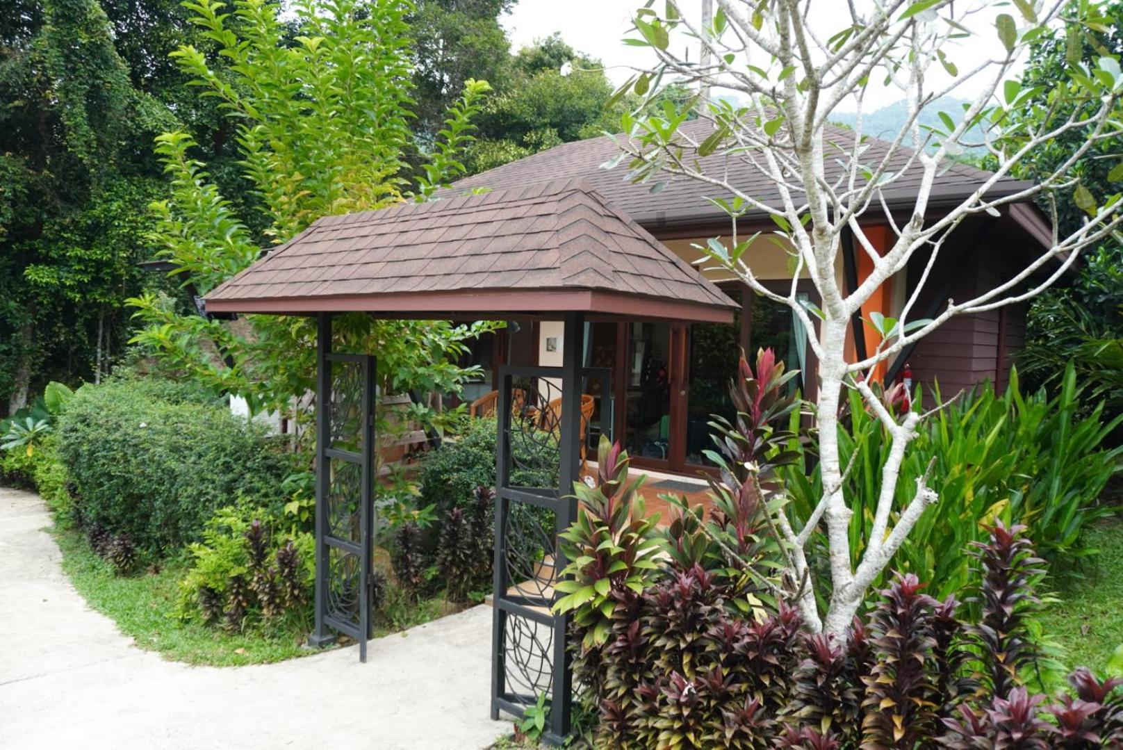 Hotel Cascade Tara Na Mueang Exteriér fotografie