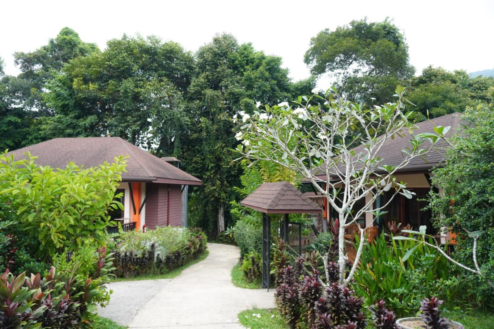 Hotel Cascade Tara Na Mueang Exteriér fotografie
